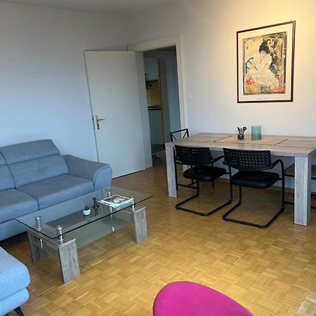 Ferienwohnung Alpes 54 Neuenburg Exterior foto