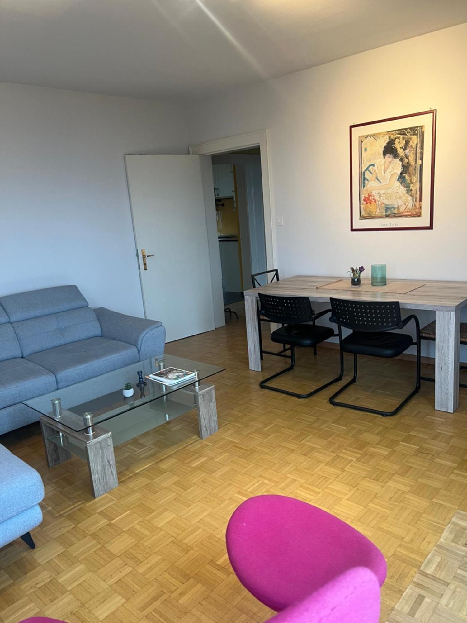 Ferienwohnung Alpes 54 Neuenburg Exterior foto